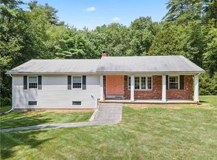 37 Mary Elizabeth Dr, Scituate, RI 02857
