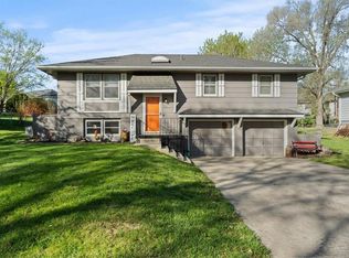 1609 Russell Rd, Pleasant Hill, MO 64080