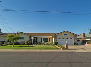 7448 Pine St, Hughson, CA 95326