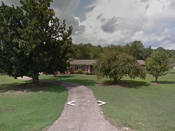 3917 Old Medina Rd, Medina, TN 38355