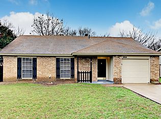 2404 Rock Haven St, Arlington, TX 76018
