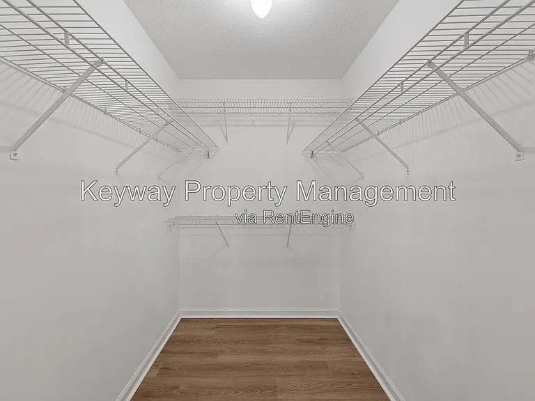 615 Goodale Ln — Photo 13