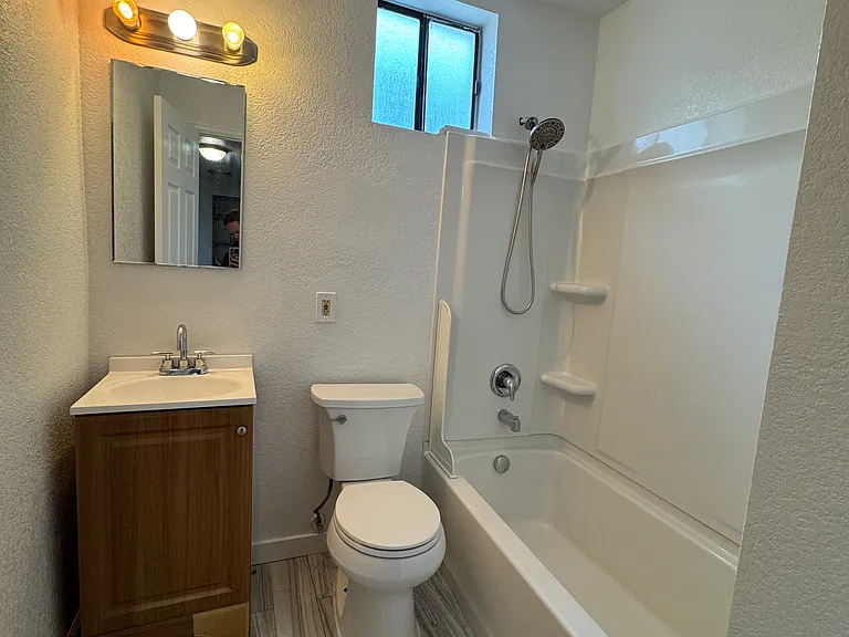 1464 Adams St #A — Photo 27