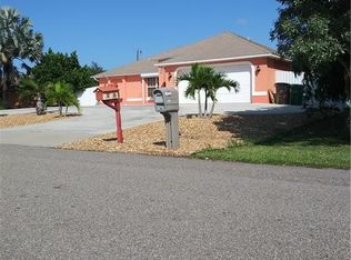 1417 SW 9th Ct, Cape Coral, FL 33991