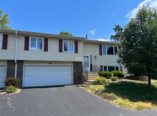 8420 W 100th St, Bloomington, MN 55438
