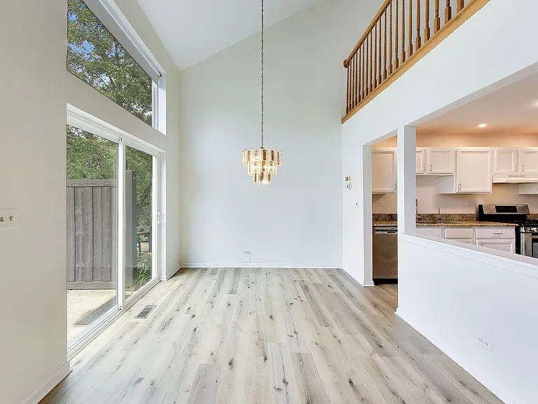 312 E Tall Oaks Ln — Photo 18
