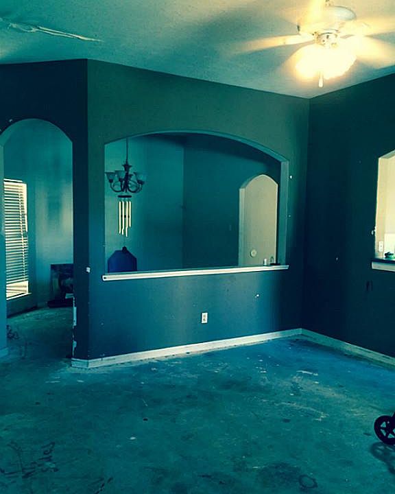 1st image of 19318 Bear Springs Dr