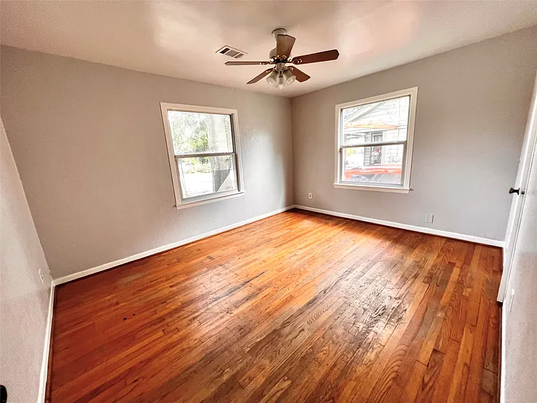 914 Bunton St #914 — Photo 12