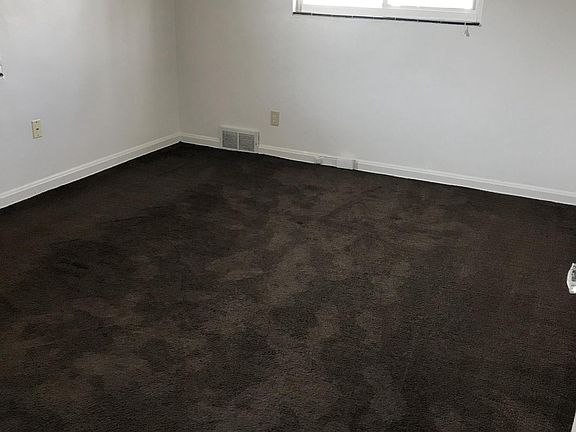 3rd image of 2406 21st St APT 1