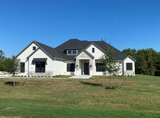 4231 Spring Garden Dr, Midlothian, TX 76065