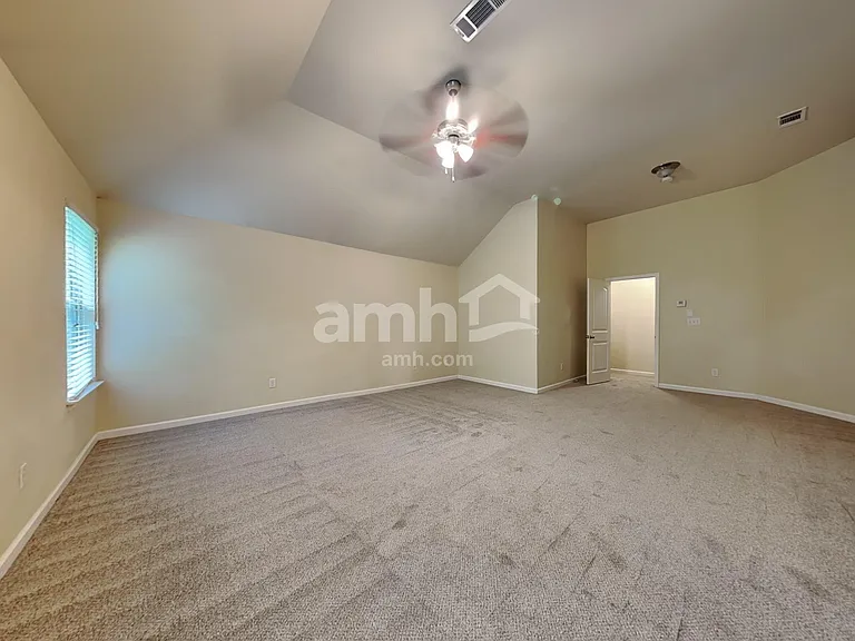 1470 Rose Terrace Cir — Photo 9