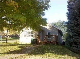 110 S 2nd St, Russell, MN 56169
