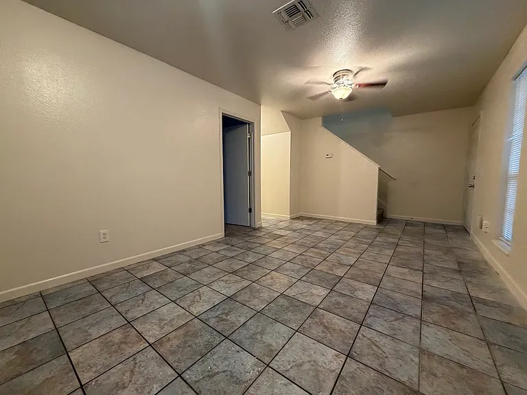7654 Oak Chase — Photo 8