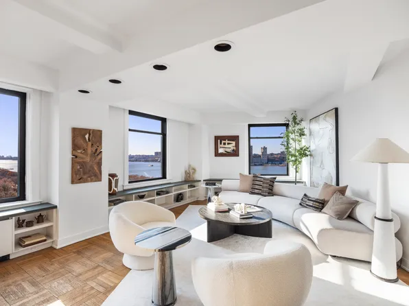 110 Riverside Drive 15A image 2 of 15