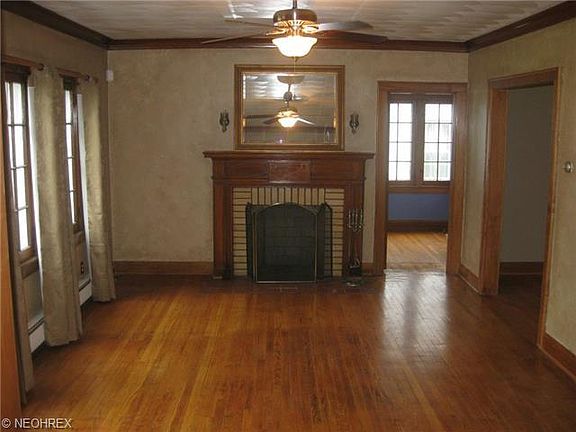 4th image of 34 Wildwood Dr
