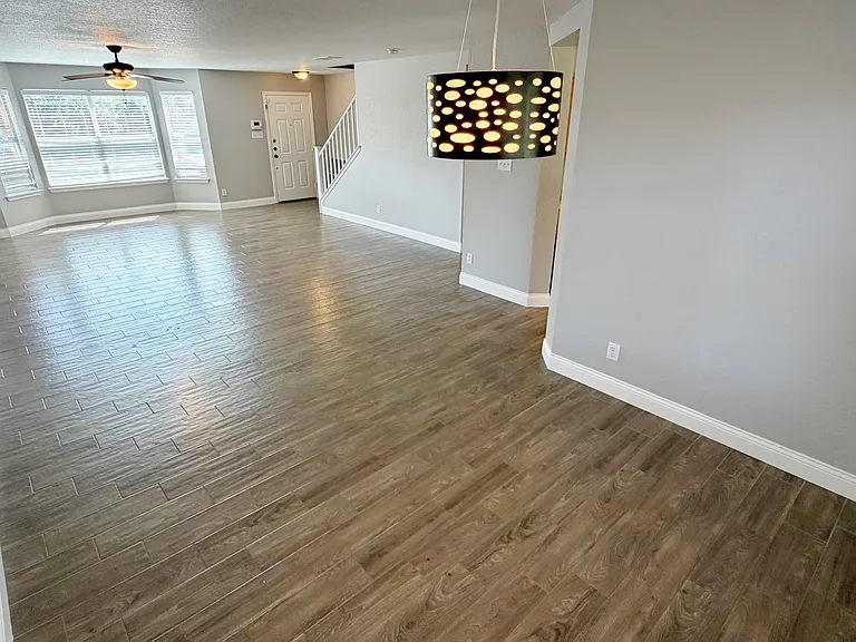 847 Quitman Oak — Photo 6