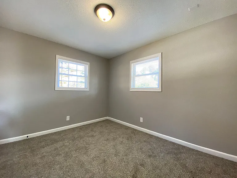7107 Redwood Dr — Photo 7