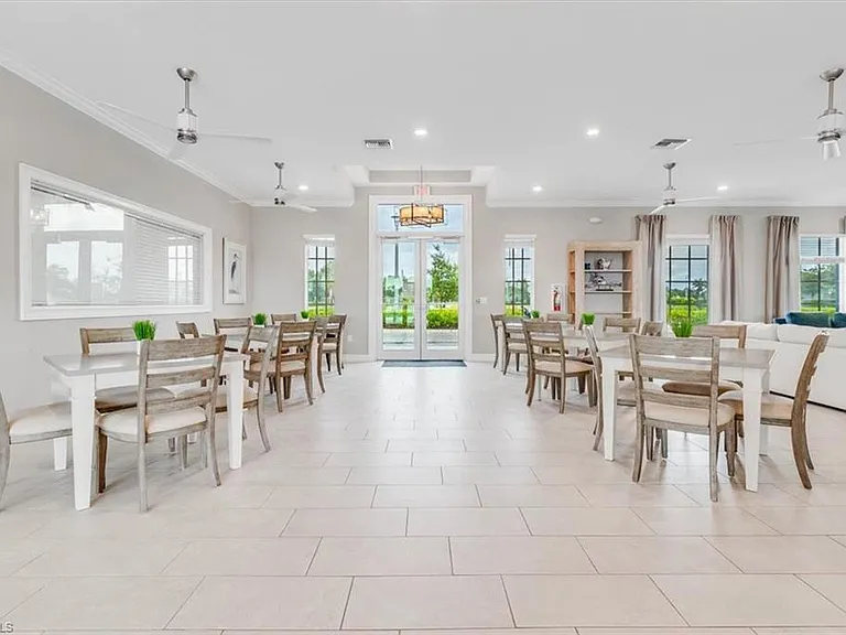 15245 Wildflower Cir — Photo 34