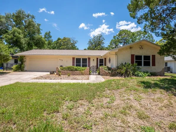 113 Farragut Dr, Palm Coast, FL 32137