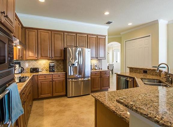3rd image of 10083 Biscayne Bay Ln