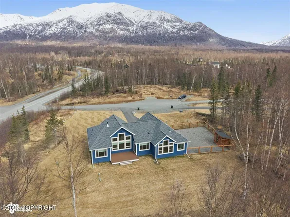 7064 E Tumnus Cir, Palmer, AK 99645