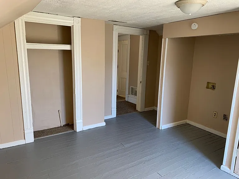 1408 Spring St — Photo 6