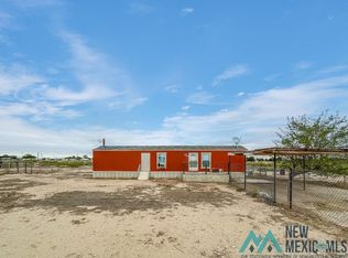 2118 Burnett Rd, Carlsbad, NM 88220