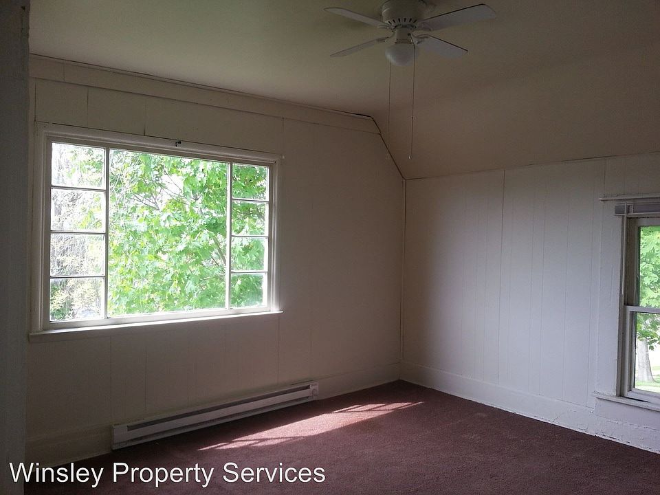 2nd image of 501 1/2 Van Horn Ave