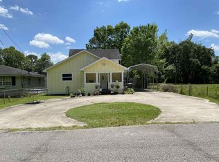1615 E Lucas Dr, Beaumont, TX 77703
