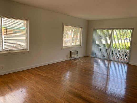 2nd image of 9281 W Bay Harbor Dr