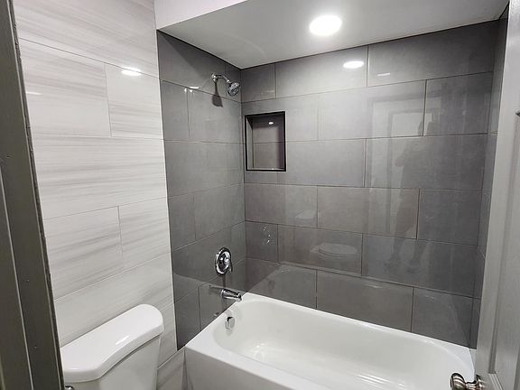 5th image of 32900 Cathedral Canyon Dr Unit A