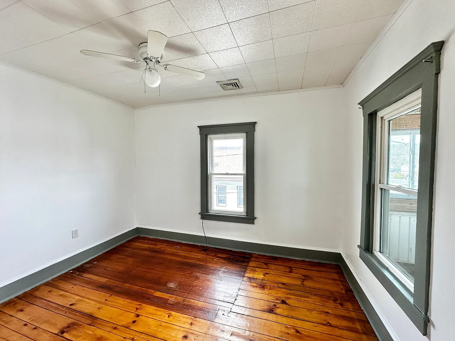 2 bed, 800 sqft, $1,100 — Photo 4