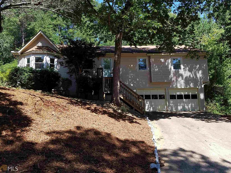 1st image of 2770 Hawk Trace Ct NE