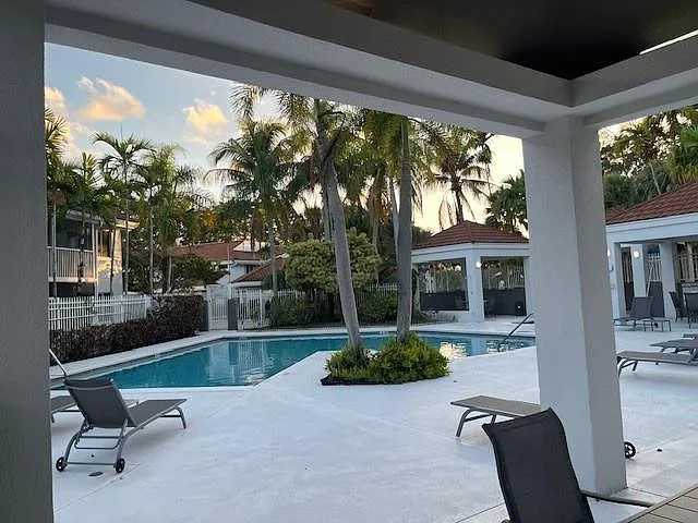 992 NW 93rd Ave — Photo 26