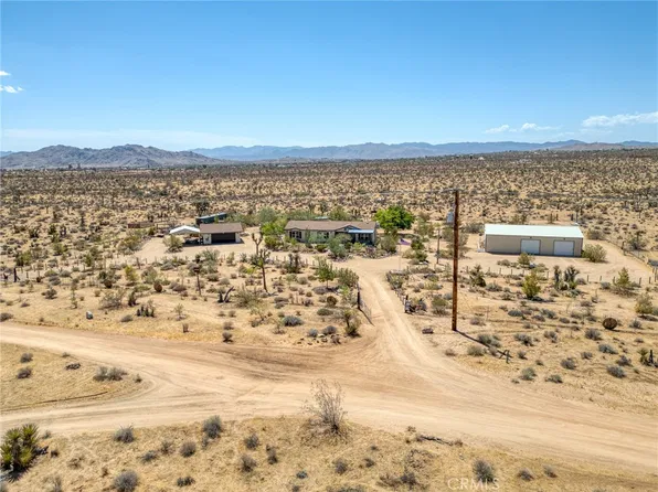 59025 La Brisa Dr, Yucca Valley, CA 92284