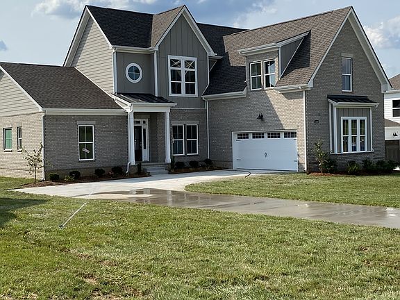 2nd image of 1200 Clarendon Avenue Lot #5