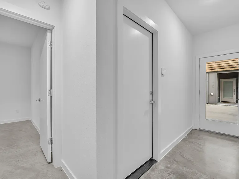 2314 N Carroll Ave #103 — Photo 15