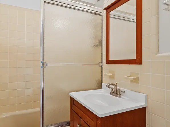 255 Cabrini Boulevard image 5 of 12