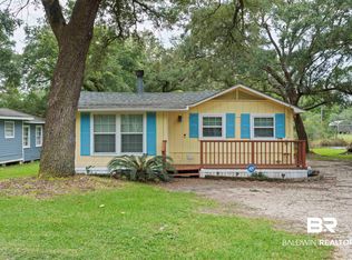 4801 Bayou Shores Dr, Coden, AL 36523