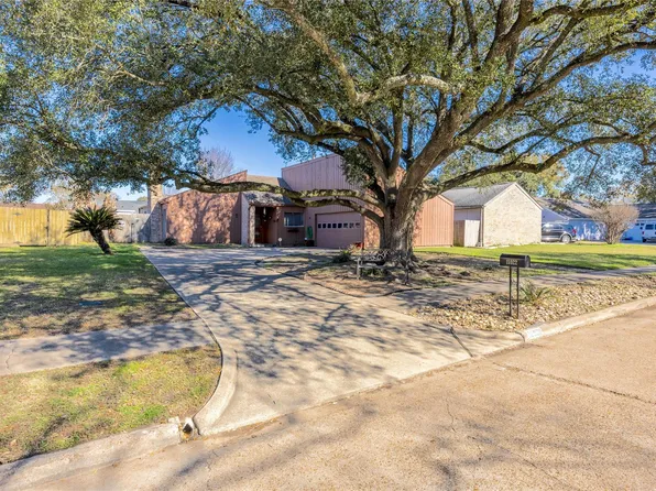 15922 Red Willow Dr, Houston, TX 77084