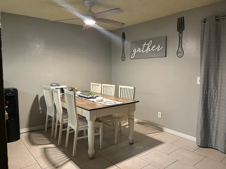 938 W Millard Ct — Photo 4