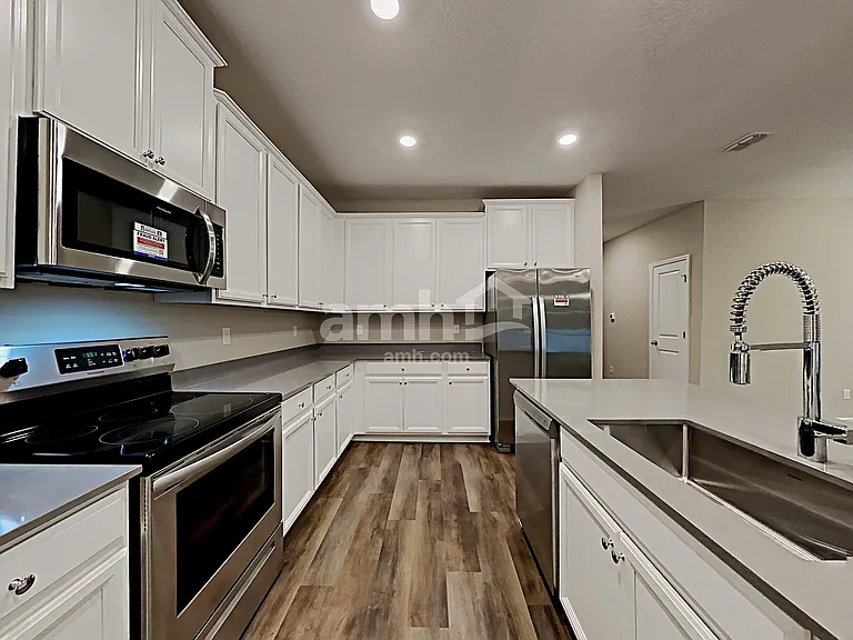 265 Stone Arbor Ln — Photo 3
