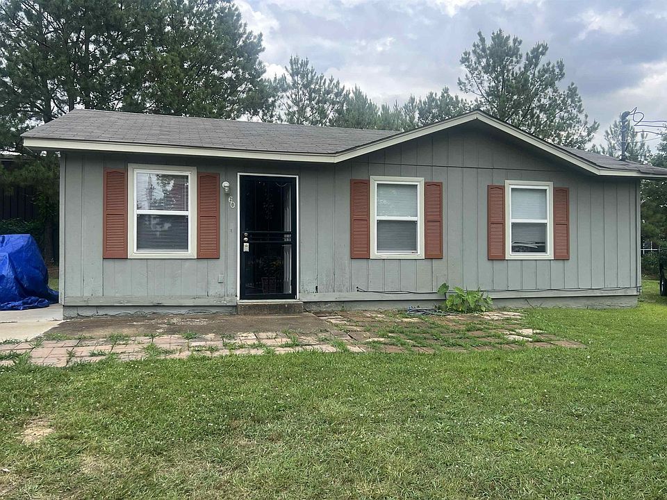 1st image of 60 O Point Woods Dr