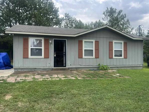 60 O Point Woods Dr, Jackson, TN 38301