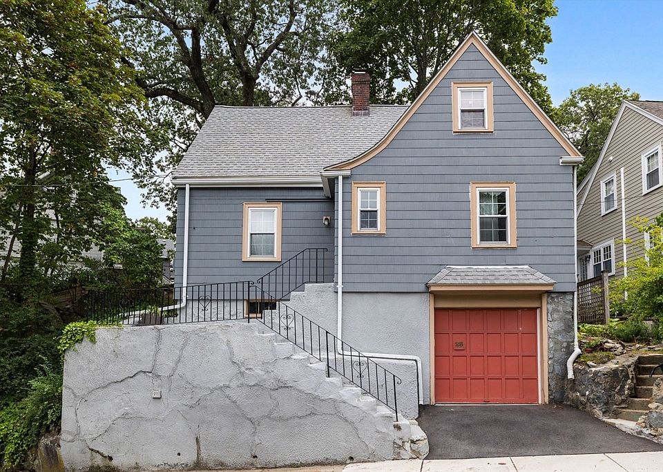 1st image of 28 Murray Hill Rd