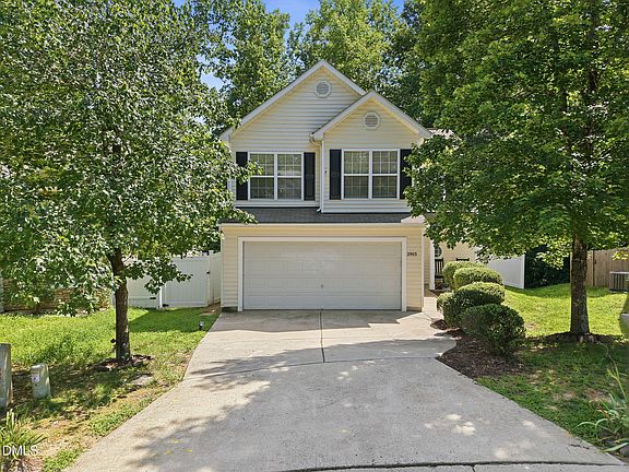 2nd image of 2903 Forrestal Dr