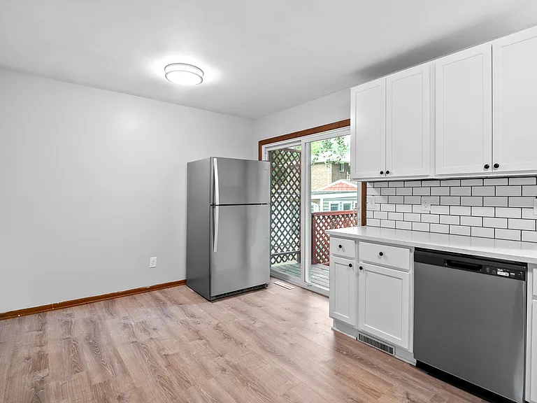 1310 S 49th Ter #1310 — Photo 8