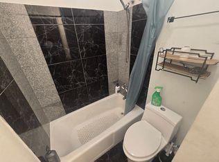 112 E Hill St, Champaign, IL 61820