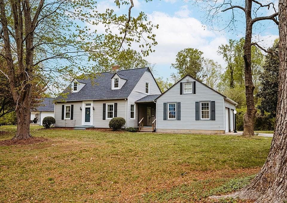 1st image of 2214 Westover Dr