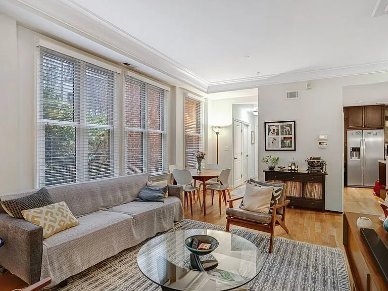 1323 Clifton St NW #13 — Photo 16